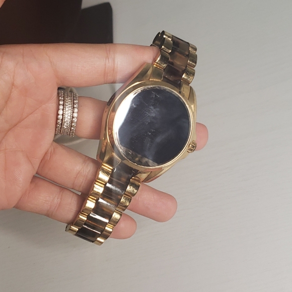 Michael kors watch/bracelet/necklace/charger - Picture 7 of 8